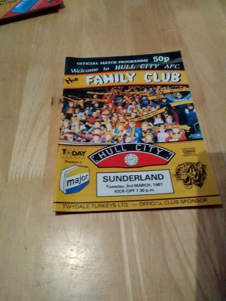 1986/87 HULL CITY V SUNDERLAND - DIVISION 2 - Image 1 of 1