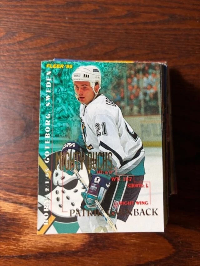 You Pick: 1995 Fleer Hockey Cards - Image 1 of 1