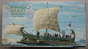Aurora ROMAN BIREME WARSHIP 1/80 Vintage 1967 Model Kit - Picture 1 of 3