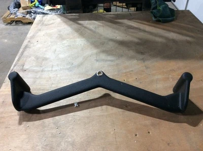 Neutral Grip Lat Pull-Down Bar Cable Attachment - Image 1 of 4