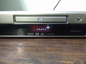 DENON DVD-556 Single Disc Player Tested Video Player Progressive Scan - Picture 1 of 5