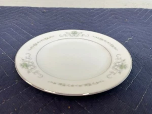NEU Rose China Japan Gainsborough #2222 Teller 6 5/8" - Bild 1 von 4