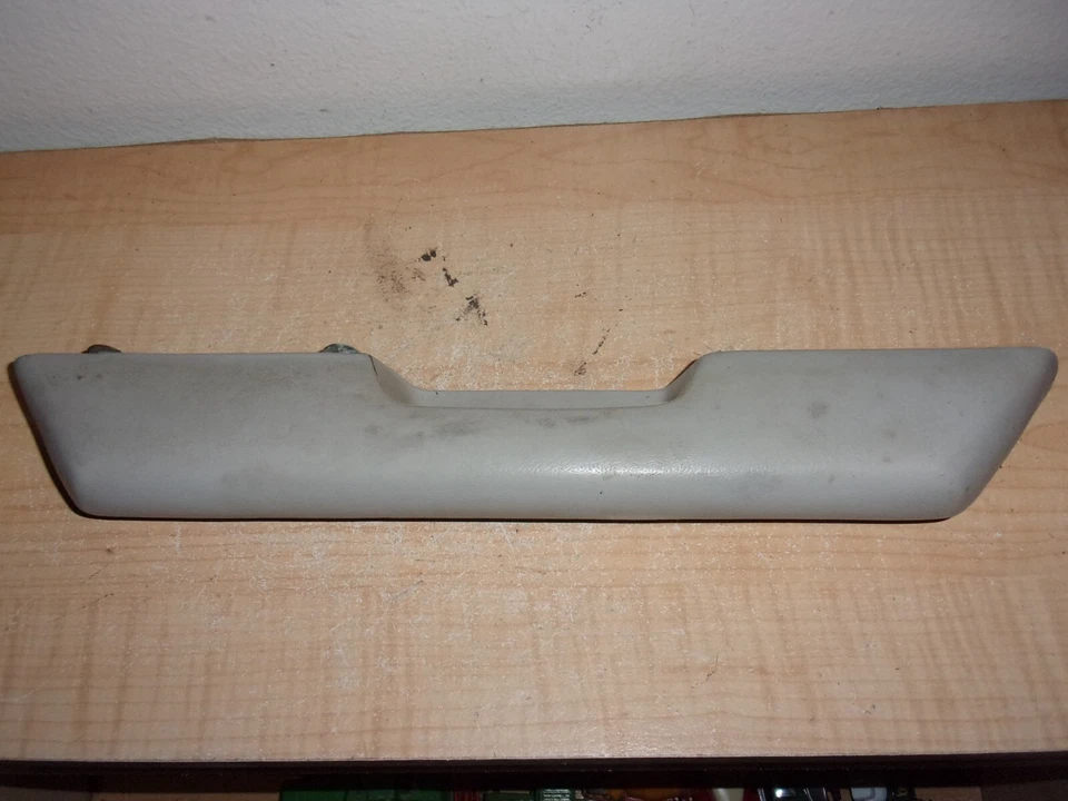 Chrysler Fifth Avenue Fury Diplomat 1983-1989 reposabrazos pasajero derecho tirador de puerta Foto 1 de 4