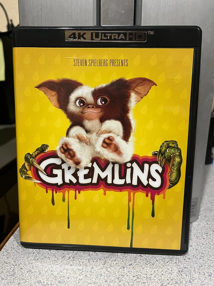 Gremlins (1984) 4K Ultra HD + Blu-ray. - Image 1 of 4