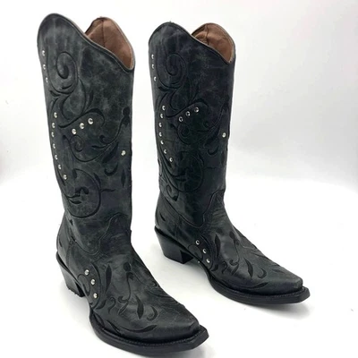 Circle G by Corral Women's Black & Grey Embroidery Snip Toe Boots Size 6.5 M - Image 1 of 4