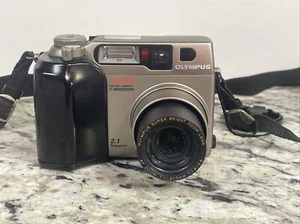 Olympus Camedia C2040 Zoom 2.1mp Vintage Digital Camera - Picture 1 of 22