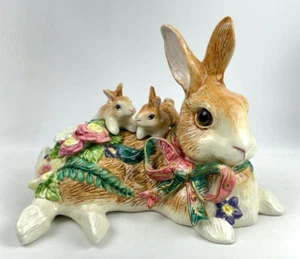Figura Fitz & Floyd Woodland Primavera Porcelana Mamá Conejo con Bebés - Imagen 1 de 5