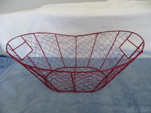 Red Oval Wire Basket w/ 2 Handles Cover