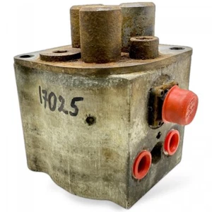 VOLVO VOLVO FH, FM, FMX-4 series TP2002285 Power Steering Pump 20875386 - Picture 1 of 5