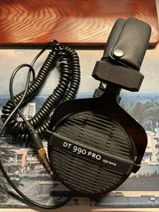 beyerdynamic DT 990 Pro 250 ohm Cuffie da studio con retro aperto - NUOVI AURICOLARI Nero - Foto 1 di 5