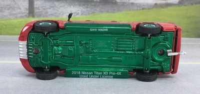 Greenlight **Máquina Verde** Nissan Titan XD PRO-4X 2018 '18 - ESCALA 1:64 Foto 1 de 4