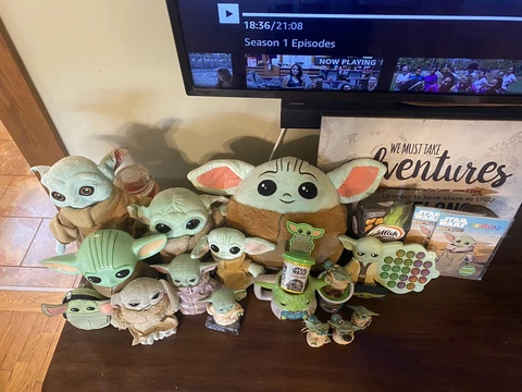 Huge Star Wars Yoda/ Mandalorian/ Grogu Collection Cover