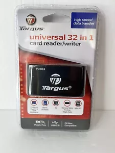 Targus TGR-CRD25 Universal 32 in 1 High Speed Memory Card 2.0 Reader/ Writer - Picture 1 of 2
