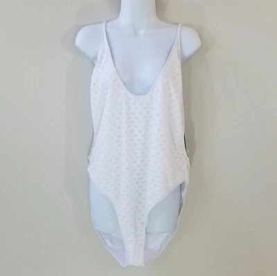NUEVO CON ETIQUETAS NASTY GAL US 20 Traje de baño de una pieza de encaje blanco de pierna alta Foto 1 de 4