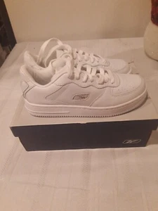 Men's Reebok White Sneakers Size 8. Brand new. - Picture 1 of 7