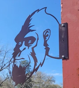 Peeking Bigfoot Metal Yard Art, Outdoor Sasquatch - Picture 1 of 4