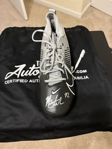 Michael Strahan Signed Nike Vapor Pro New York Giants Cleat - Picture 1 of 4