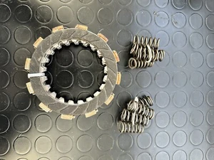 KIT FRIZIONE RINFORZATA RS/RS4 50 (D50B) 2006-2016 DRD GPR - Foto 1 di 3