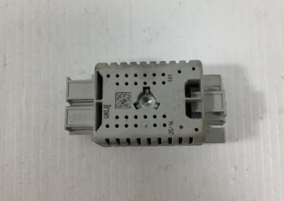 2017 - 2019 Volkswagen Golf GTI Antenna Amplifier Suppressor 5Q0035570 OEM . - Image 1 of 4