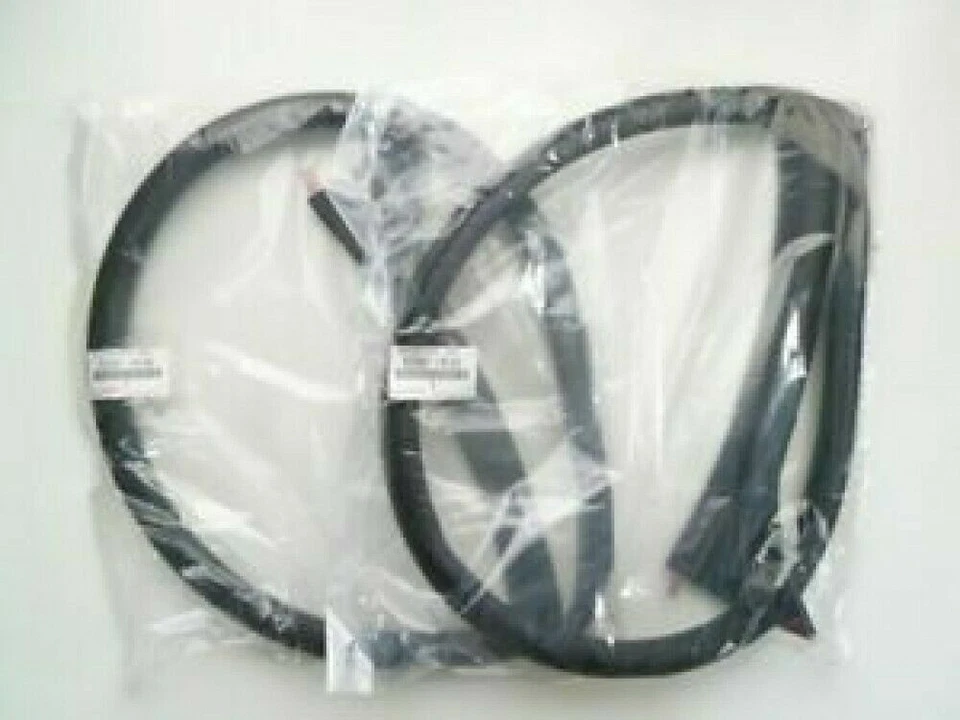 Genuine Toyota Supra 93-98 Left & Right Roof Side Rail Weatherstrip Set Of 2* Foto 1 de 1