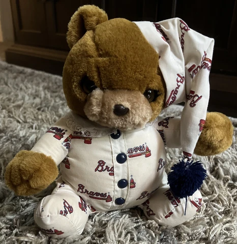 Atlanta Braves Stuffed Plush Teddy Bear in Pajamas by Play By Play 9” 90s VTG Cover
