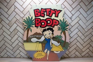 NOS 2008 Betty Boop 12-Month Hollywood Starlet Pineapple Shaped Calendar Sealed - Picture 1 of 5