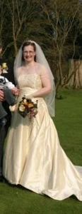 For Sale: vintage wedding dress size 16 - Picture 1 of 11