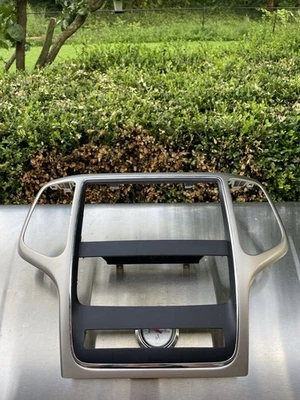 2011 2013 Jeep Grand Cherokee Center Dash Radio/Climate Control Trim Bezel OEM Foto 1 de 4