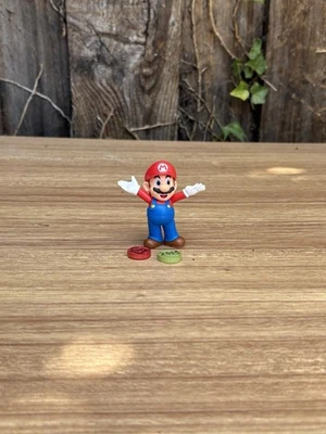 Super Mario Bros 4” Mario Toy Action Figure. Moving Legs & Arms GDJ-P-541 - Image 1 of 2