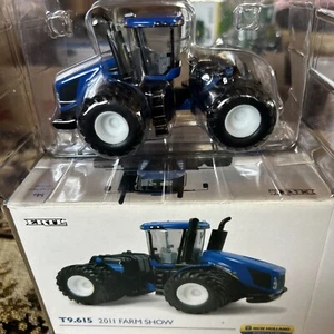 new holland tractor T9.615 2011 Farm Show 1/64 Diecast - Picture 1 of 4