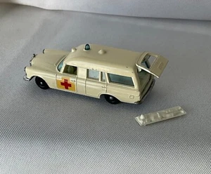 LESNEY MATCHBOX 1968, #3 MERCEDES BENZ - BINZ AMBULANCE NEW IN BOX W/ STRETCHER - Picture 1 of 7