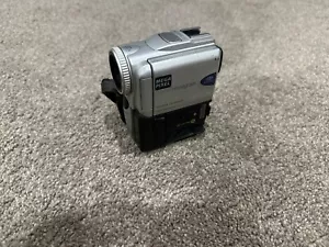 Sony Handycam DCR-PC101 Mini videocamera DV LEGGI! - Foto 1 di 5