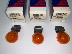 ACDelco 23757NAK GM 15862271 Turn Signal Bulb - Picture 1 of 2