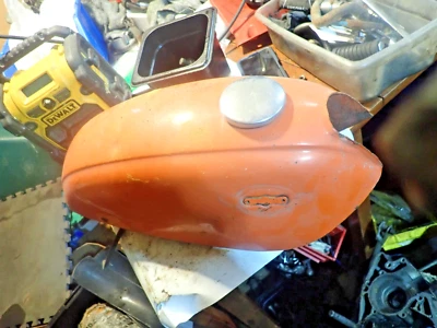 Tanque/tapa Suzuki TS250 TS 250 1970 gasolina/combustible/gasolina Foto 1 de 4