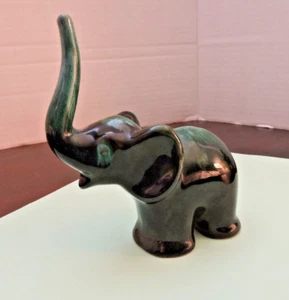 Ceramic Model Elephant - dk green w/lt.green highlights-4.5" Tall (top of trunk) - Picture 1 of 4