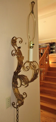 VTG TOLE ITALY FLORENTINE GILTED METAL SCONCE CHANDELIER WALL FIXTURE 1960's Cover