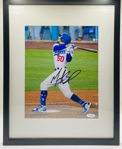 Foto 8x10 firmada y enmarcada de Mookie Betts con certificado de autenticidad (3012947) - Imagen 1 de 4