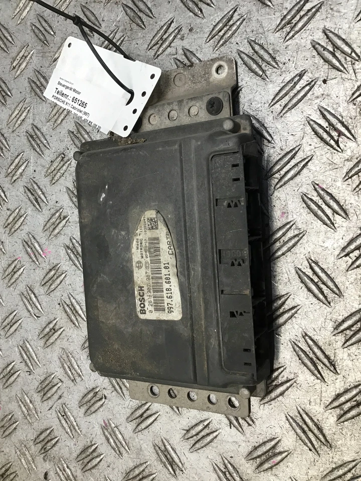 Centralina motore 99761860101 Porsche 911 Cabriolet (997) 3.8 Carrera 4 GTS 300 - Immagine 1 di 2