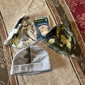 NWT INFANT BOYS SIZE Newborn 5-8 LB GERBER 3 PACK CAPS COTTON - Picture 1 of 5