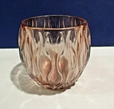 PORTAVELAS VOTIVAS VIDRIO ROSA 3.5" X 4" Onda de Llama NUEVO 481461 Foto 1 de 3