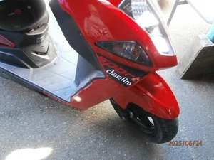 Motorroller 125ccm Delim nur 9000Km TOP - Bild 1 von 12