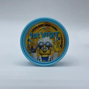 Legoland New York Lego Pop Badge - Picture 1 of 1