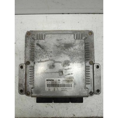 CENTRALINA MOTORE RENAULT MEGANE SCENIC 1.9 DCI 2002 BOSCH 0281010819 8200039569 - Immagine 1 di 3