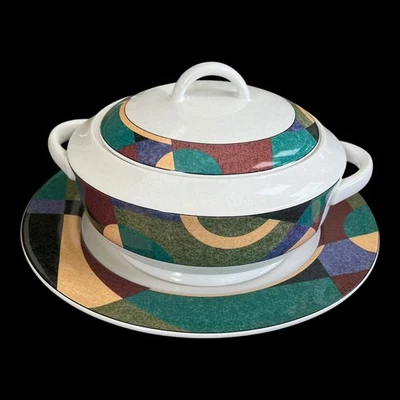 Caçarola Studio Nova Impulse 2 qt redonda coberta e placa de corte 12” Y2262 - Imagem 1 de 4