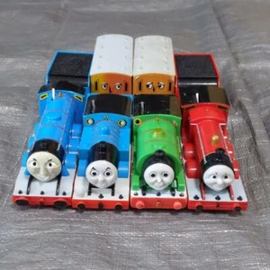 Tomy Trackmaster Plarail Thomas the Tank Engine Series Thomas Gordon Percy James - Bild 1 von 5