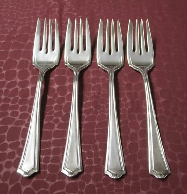 SALEM 4 garfos para bolo 1920 Rogers placa de prata sem monogramas - Imagem 1 de 4