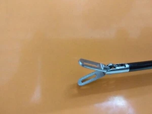 Laparoscopic SS Fenestrated Short Grasping Forceps Insert Only 5mm Instrument - Picture 1 of 7