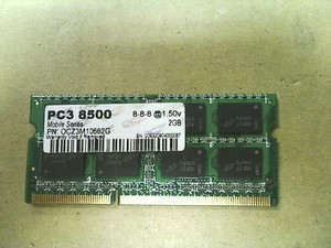 OCZ OCZ3M10662G 2GB 1066MHz DDR3 PC3-8500 SODIMM 204 Pin Laptop Memory - Picture 1 of 1