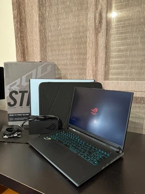 Portátil ASUS ROG Strix Scar 18 G834JY – i9 + RTX 4090 + 2 TB SSD + 32 GB RAM - Imagen 1 de 4