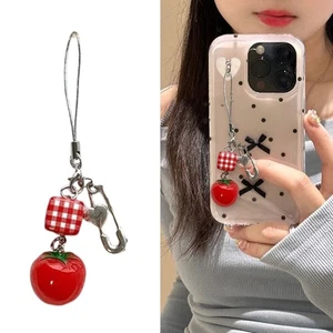 Tomato Shaped Keyring Pendant Perfect for Collectors of Interesting Accessories - Photo 1 sur 9